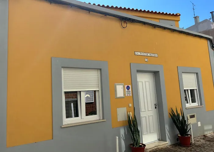 Holiday home La Petite Maison *