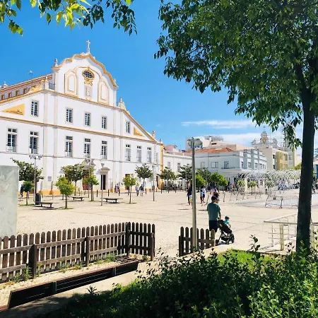 Сasa de vacaciones La Petite Maison